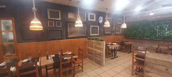 El Nou Roquet Restaurant Hostal