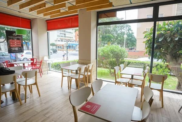 Telepizza Cádiz, Avenida - Comida a Domicilio