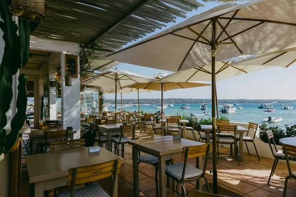 Cafe del Lago