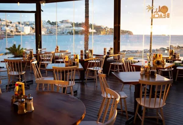 Oli Beach Restaurant